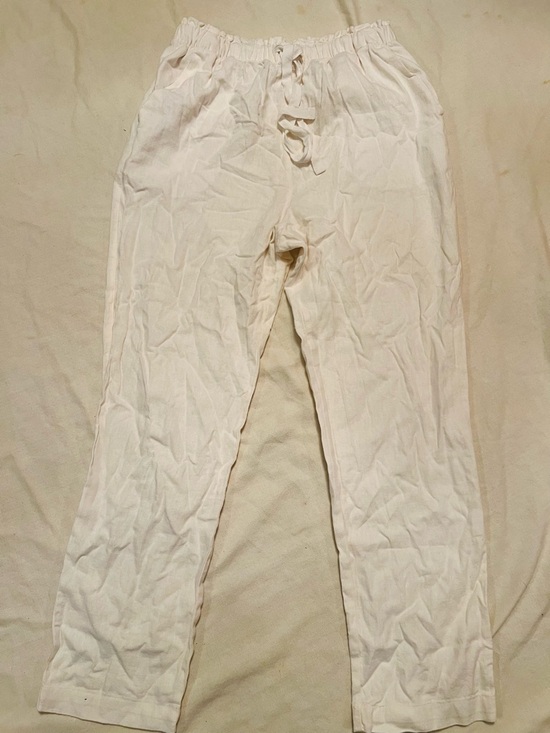 Love Tree Pants - NWOT Lightweight OffWhite Drawstring Lounge Linen Blend Pants. Size Medium